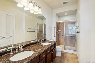 39 Southampton Dr, Massapequa, NY 11758 - Photo 17