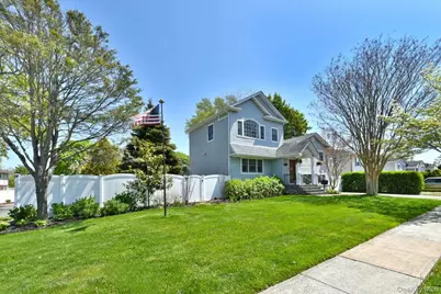 491 Charles Avenue, Massapequa Park, NY 11762 - Photo 3