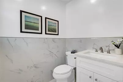 710 Franklin Avenue, Massapequa, NY 11758 - Photo 17