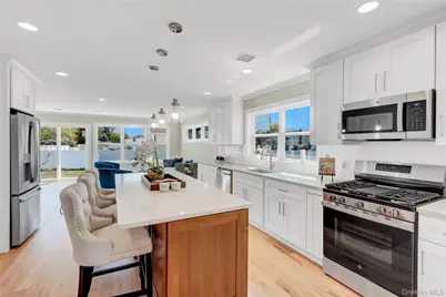 710 Franklin Avenue, Massapequa, NY 11758 - Photo 9