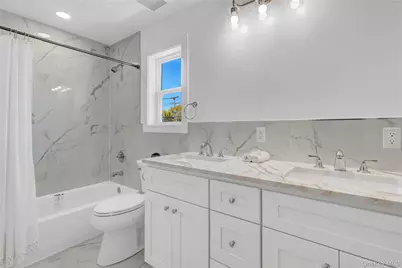 710 Franklin Avenue, Massapequa, NY 11758 - Photo 33