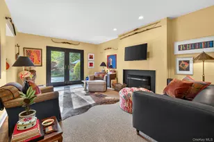 2055 Quaker Ridge Rd, Croton on Hudson, NY 10520 - Photo 17