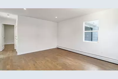 34 N Maryland Avenue #36, Port Washington, NY 11050 - Photo 5