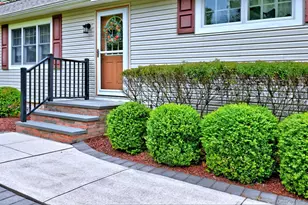 20 Valentine Rd, Shoreham, NY 11786 - Photo 3