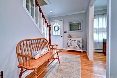20 Valentine Road, Shoreham, NY 11786 - Photo 5