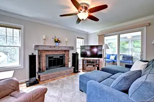 20 Valentine Rd, Shoreham, NY 11786 - Photo 7