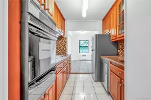 301 E 48th St, New York, NY 10017 - Photo 5