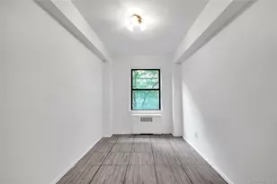 301 E 48th St, New York, NY 10017 - Photo 9