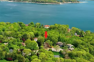 7 Great Neck Ct, Huntington, NY 11743 - Photo 3