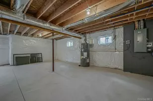 20 Bunker Ln, Middle Island, NY 11953 - Photo 35