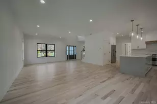 20 Bunker Ln, Middle Island, NY 11953 - Photo 9