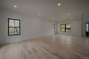 20 Bunker Ln, Middle Island, NY 11953 - Photo 11