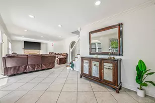 56 Pickwick Ln, North Babylon, NY 11703 - Photo 9
