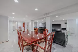 56 Pickwick Ln, North Babylon, NY 11703 - Photo 33