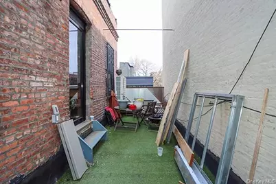 18 Herkimer Place #2nd Floor, Brooklyn, NY 11216 - Photo 9