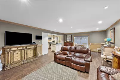 9107 161st Avenue, Howard Beach, NY 11414 - Photo 19