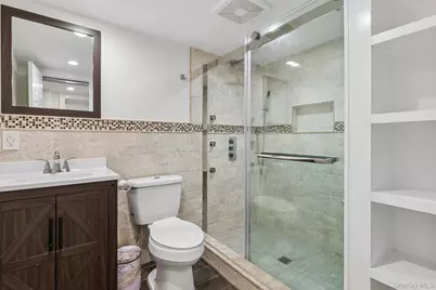 958 Alan Drive, Wantagh, NY 11793 - Photo 25