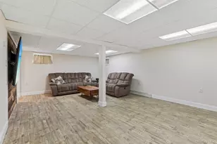 958 Alan Dr, Wantagh, NY 11793 - Photo 23