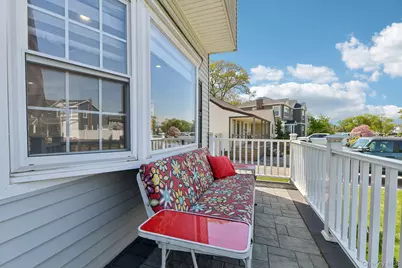 958 Alan Drive, Wantagh, NY 11793 - Photo 3