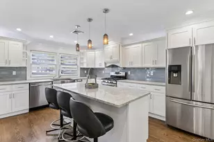 958 Alan Dr, Wantagh, NY 11793 - Photo 9