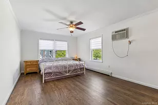958 Alan Dr, Wantagh, NY 11793 - Photo 13