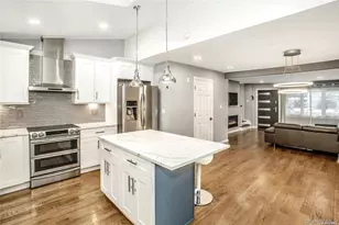 865 Grand Blvd, Westbury, NY 11590 - Photo 5