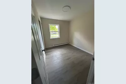 34 Michael Avenue, Bellport, NY 11713 - Photo 11