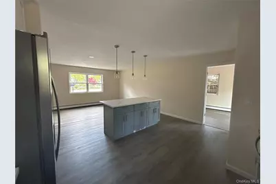 34 Michael Avenue, Bellport, NY 11713 - Photo 5
