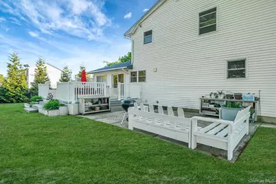 111 Chapel Hill Drive, Brentwood, NY 11717 - Photo 37