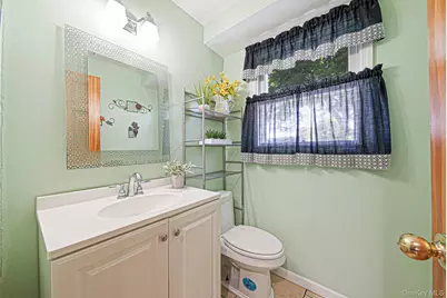 111 Chapel Hill Drive, Brentwood, NY 11717 - Photo 13