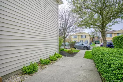 132 Forest Street, New York, NY 10314 - Photo 25