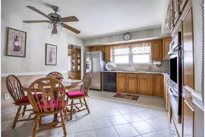132 Forest Street, New York, NY 10314 - Photo 13