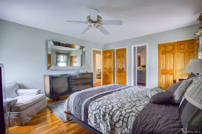 132 Forest Street, New York, NY 10314 - Photo 15