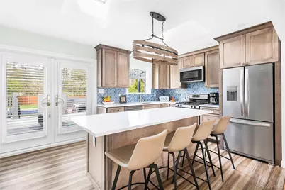 44 Maple Avenue, Bellport, NY 11713 - Photo 5