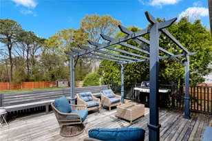 44 Maple Ave, Bellport, NY 11713 - Photo 13