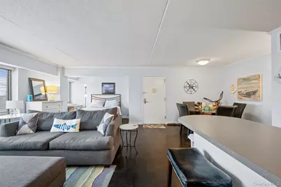 170 W Broadway #4I, Long Beach, NY 11561 - Photo 3