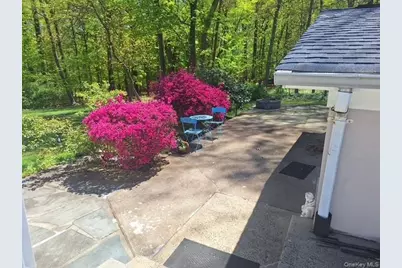 101 Gatto Lane, Pearl River, NY 10965 - Photo 5