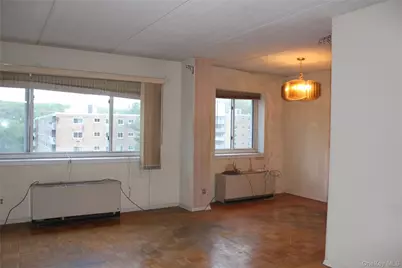 410 Benedict Avenue #4J, Tarrytown, NY 10591 - Photo 3