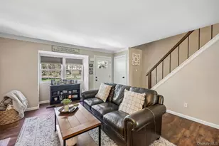 13 Rutledge Commons, Yaphank, NY 11980 - Photo 7