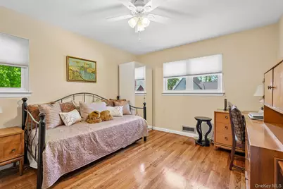 36 Chatham Road, New Rochelle, NY 10804 - Photo 17