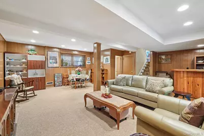 36 Chatham Road, New Rochelle, NY 10804 - Photo 25