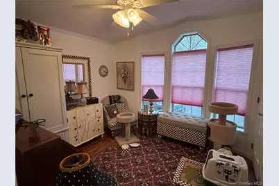 1661 Old Country Road #319, Riverhead, NY 11901 - Photo 11