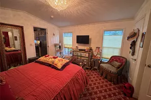1661319 Old Country Rd, Riverhead, NY 11901 - Photo 17