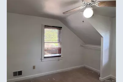7 Berry Street, Wallkill, NY 12589 - Photo 9