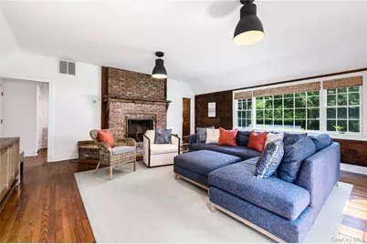 92 Beach Lane, Westhampton Beach, NY 11978 - Photo 11
