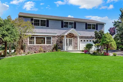 52 Woodland Road, Roslyn, NY 11576 - Photo 3
