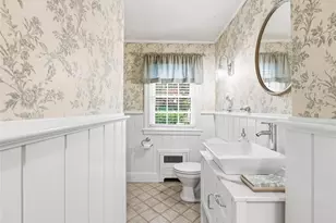 2 Longview Rd, Port Washington, NY 11050 - Photo 15