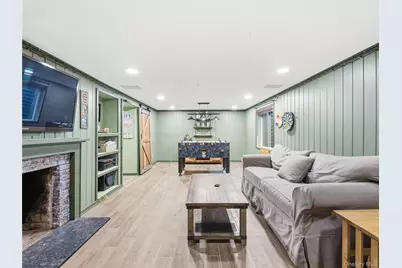 2 Longview Road, Port Washington, NY 11050 - Photo 25