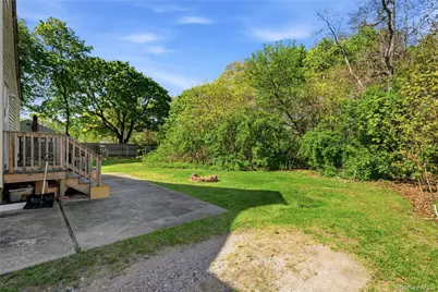 2284 Ocean Avenue, Ronkonkoma, NY 11779 - Photo 19