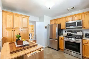 671 Tabor Pl, East Meadow, NY 11554 - Photo 15